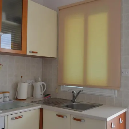 Apartamento Ithaki Gardens 107 *